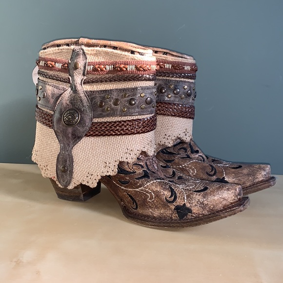 Corral Shoes - Corral Geraldine Boho Western Festival Bootie Leather Ankle Boots  New